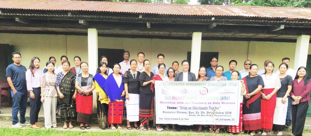 Teachers and other participants during the workshop for teachers in GHSS, Singrijan on September 3.